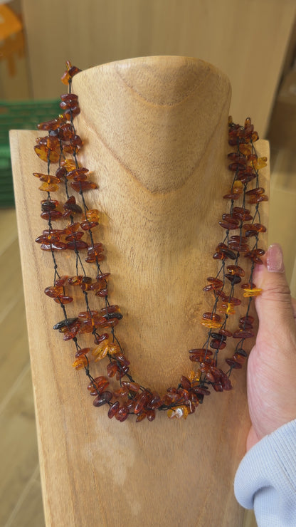 Collier 3 tours Ambre foncé pour adulte