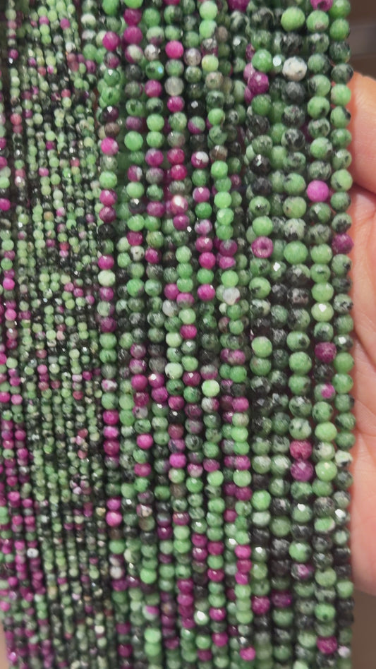 Fil de perles facettées Rubis sur zoisite — RESTOCK