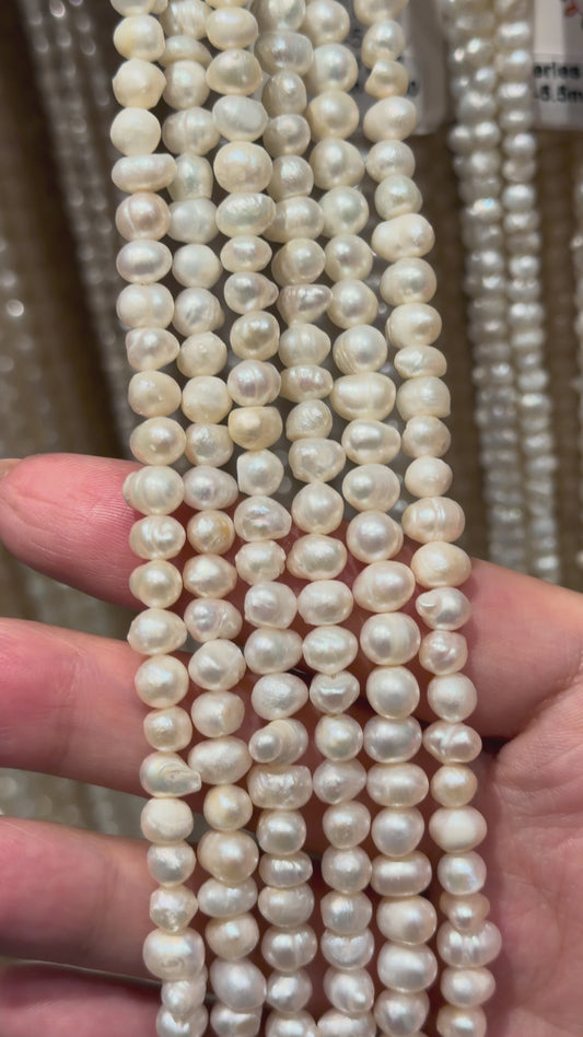 Fil de perle d’eau douce 5-5.5 mm [57]