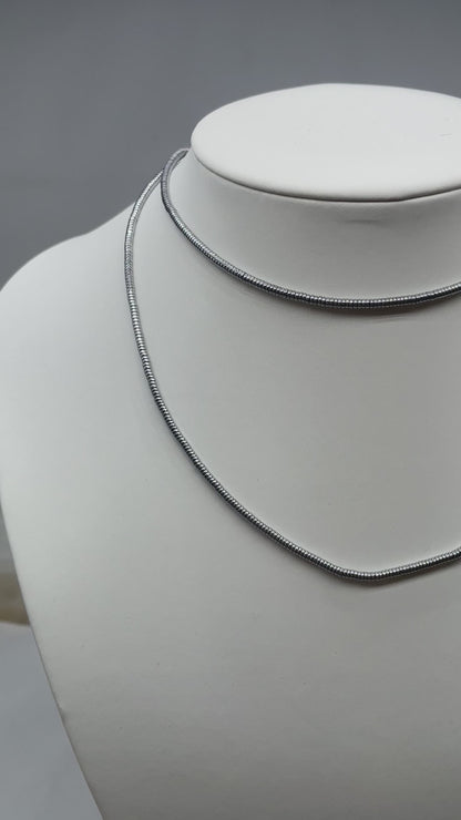 Collier sautoir 70 cm avec fermoir Hématite electroplaquée argenté 3 mm CHA-10