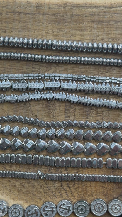 Fil de perle Hématite electroplaquée argenté HEA (270 à 280)