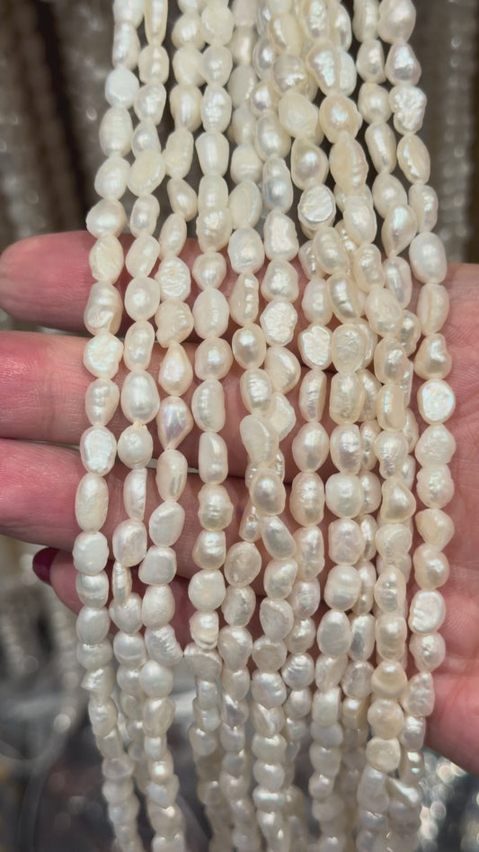 Fil de perle d’eau douce 5-6 mm [66]