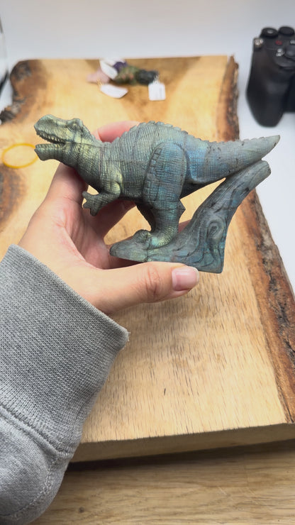 Figurine T-Rex en Labradorite AA+ 14x7.5 cm (modèle unique nº44)