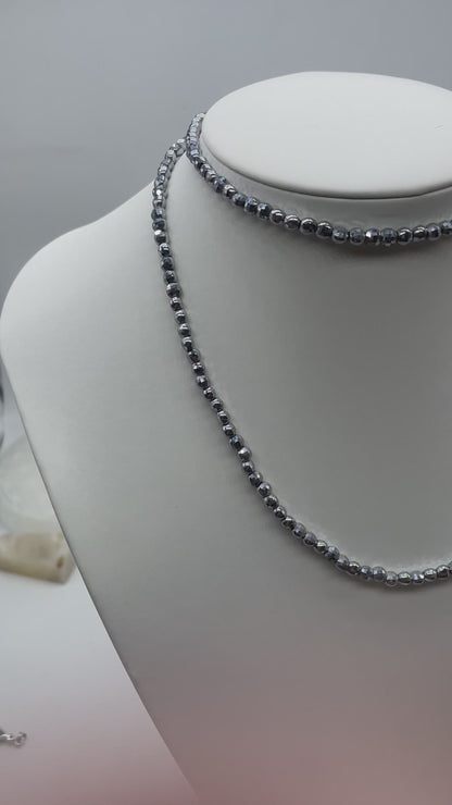 Collier sautoir 70 cm Hématite electroplaquée argenté 4 mm CHA-7