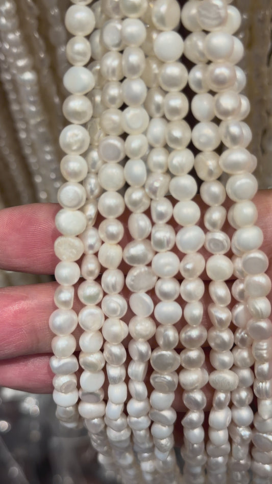 Fil de perle d’eau douce 5-6 mm [65]