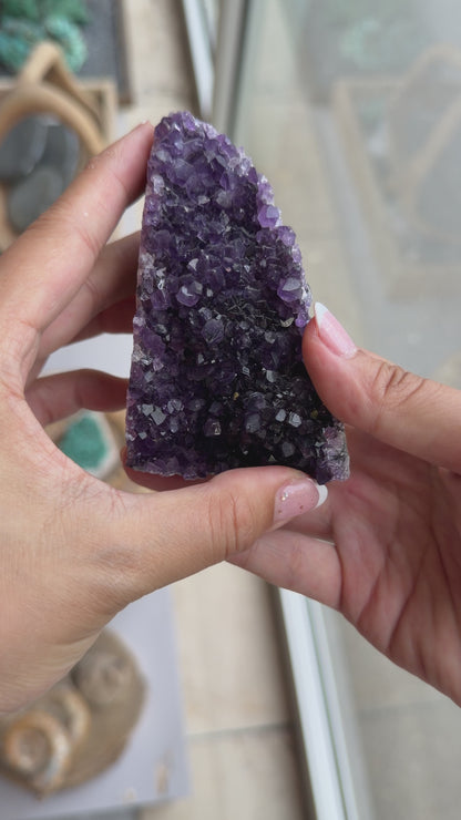 Amethyste AA+ (Lot 6) 320g 5x5.5x9.5 cm