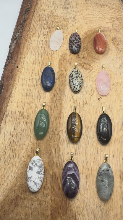 Pendentif ovale 20x40 mm (12 pierres disponible) (bélière doré ou argenté incluse)