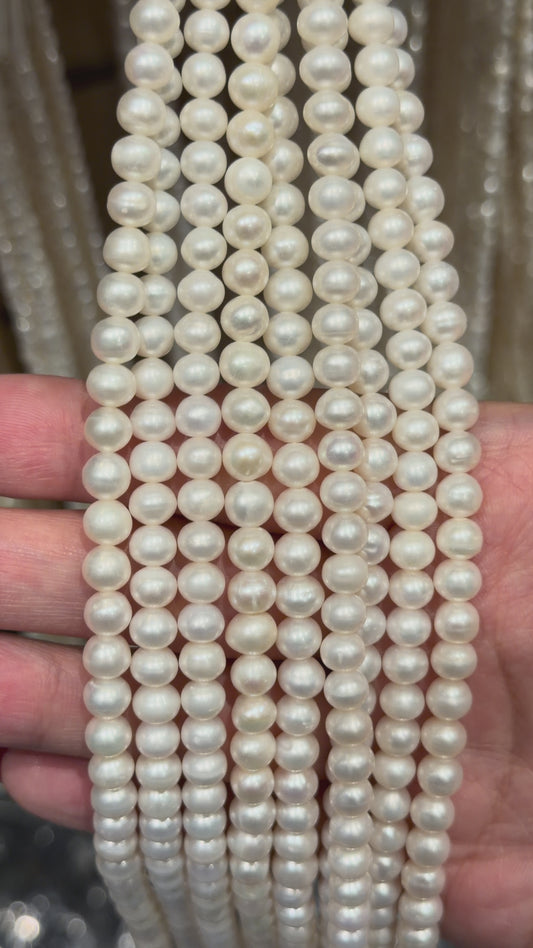 Fil de perle d’eau douce 5-6 mm [58]