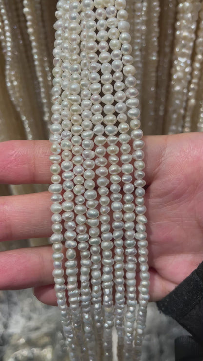 Fil de perle d’eau douce 4-5 mm [30]